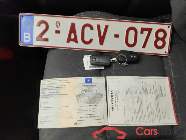 Toyota C-HR 1.8 VVT i-Hybrid C-Lub Mono-Tone E-CVT 5d #4