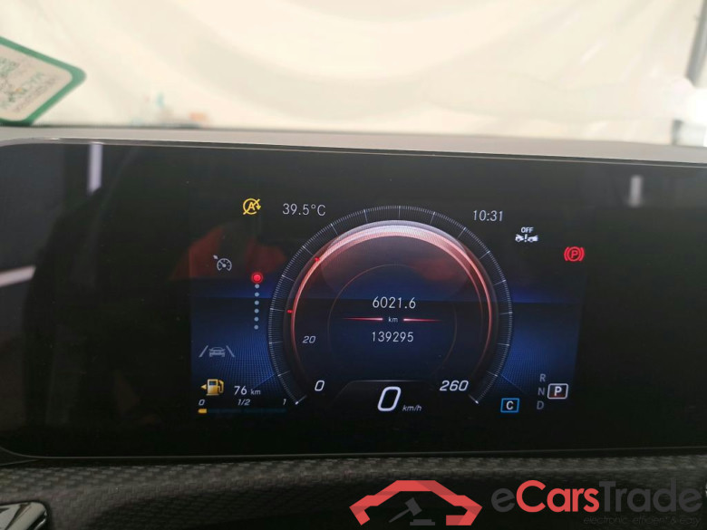 MERCEDES-BENZ Classe A Berline / 2018 / 4P / Berline A 200 d Business Line 8G-DCT #6