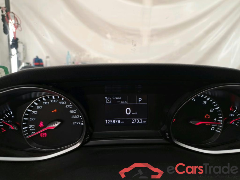 PEUGEOT 308 / 2017 / 5P / Berline Puretech 130 S&S EAT8 Allure #6