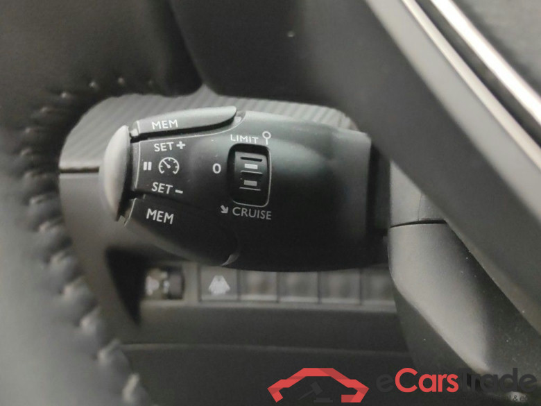 PEUGEOT 2008 - 2020 1.2 PureTech 130 Allure S&S (EU6.3) 5d #6