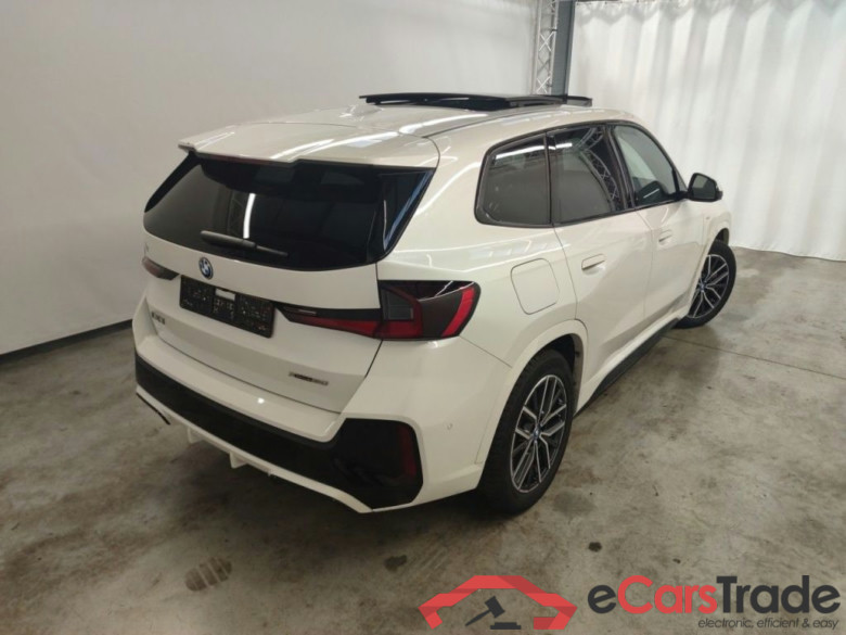 BMW iX1 66.5 kWh 272hp xDrive30 5d #4
