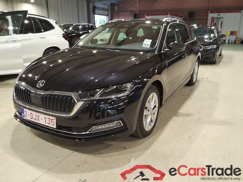SKODA OCTAVIA COMBI 2.0 CRTDI 85KW CLEVER+