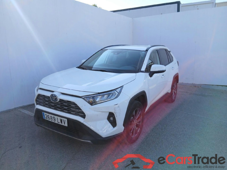 TOYOTA Rav4 / 2018 / 5P / todoterreno 2.5l 220H Advance #1