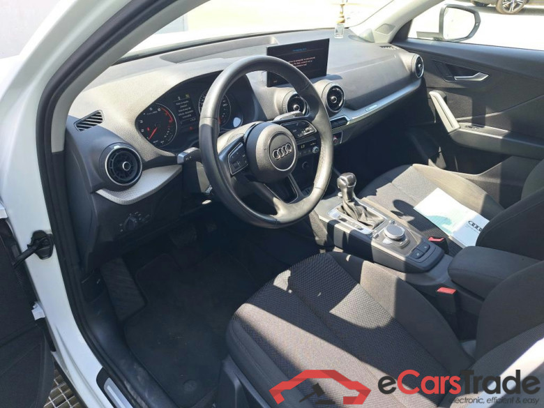 AUDI Q2 / 2020 / 5P / todoterreno Advanced 35 TFSI 110kW (150CV) S tronic (AC) #3