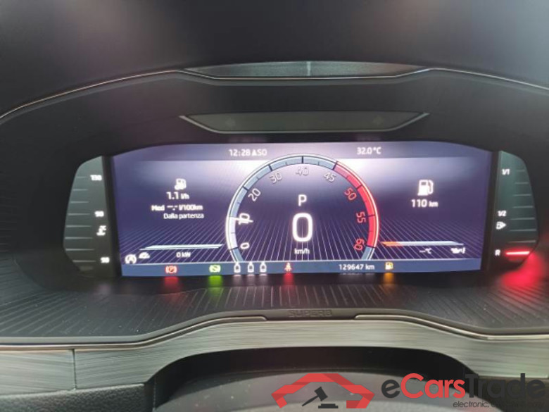 SKODA SUPERB WAGON / 2019 / 5P / STATION WAGON 2.0 TDI EVO 110KW EXECUTIVE DSG #4