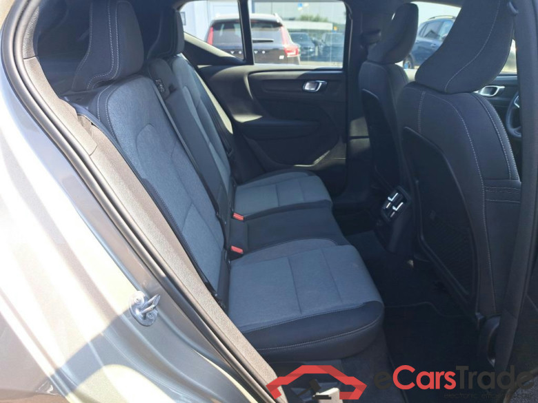 VOLVO XC40 1.5 T4 RECHARGE GEARTR. INSCRIPTION EXPR #6