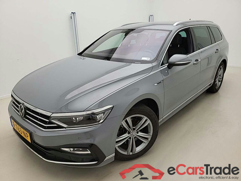 VOLKSWAGEN Passat Variant 1.5 TSI R-Line Bns+ #1
