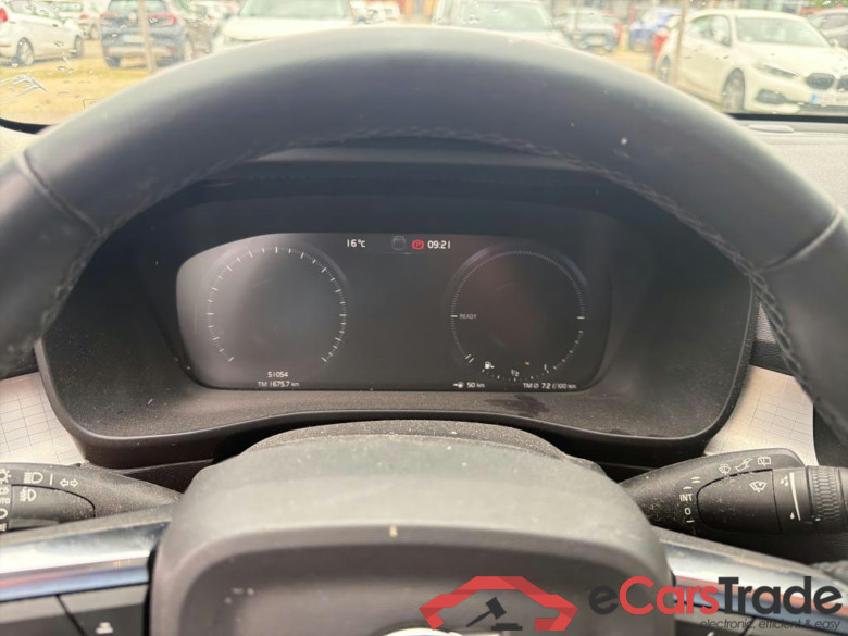 VOLVO XC40 1.5 T4 Twin Recharge Inscription Ex Auto 210 CV 10 kWh #4