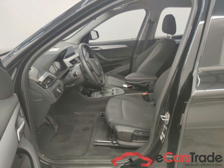 BMW X1 sDrive16dA (85 kW) 5d #3