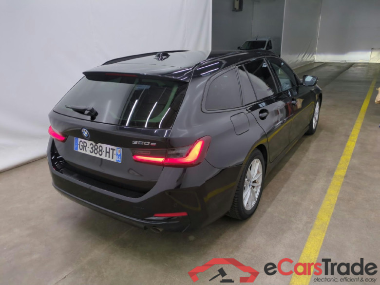 BMW Série 3 Touring / 2022 / 5P / Break 320e 204ch Business Design BVA8 Hybride #3