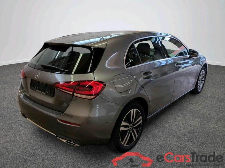 MERCEDES-BENZ A-Klasse A 250 e 8G-DCT Progressive 5d 118kW #3