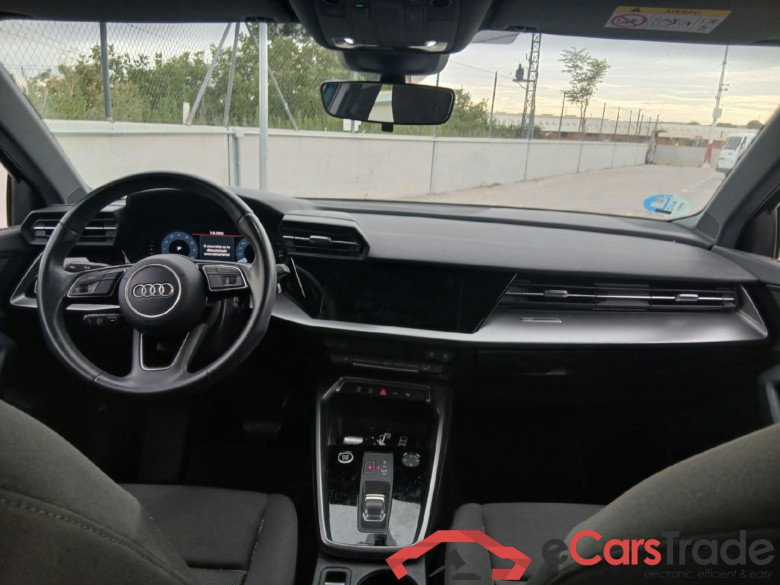 AUDI A3 / 2020 / 5P / berlina con portón Sportback Advanced 30 TFSI 81kW S tronic #3