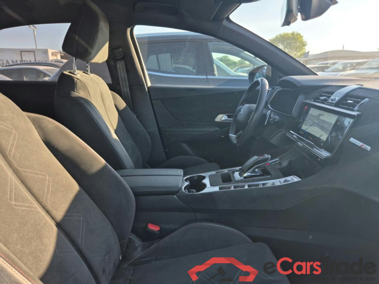 DS DS 7 Crossback / 2017 / 5P / todoterreno 1.6 E-Tense 225 PERFORMANCE LINE Auto #6