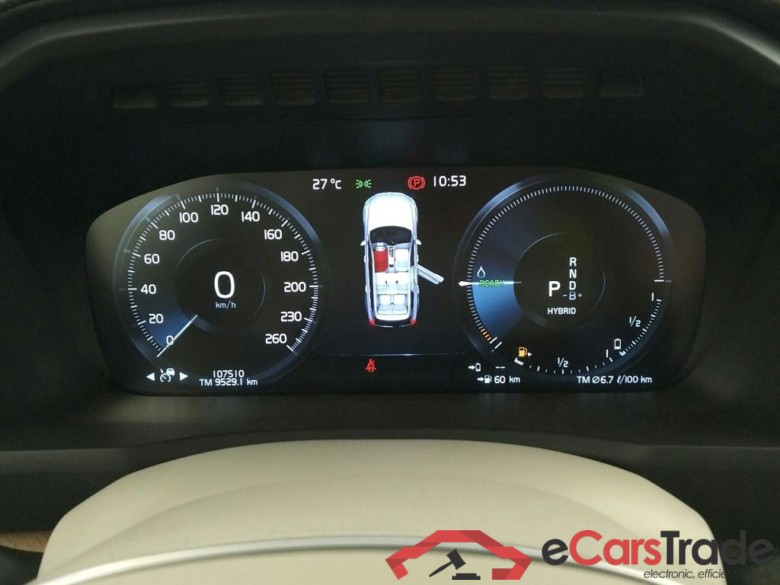 VOLVO XC90 / 2019 / 5P / todoterreno 2.0 T8 AWD Recharge Inscription Auto #4