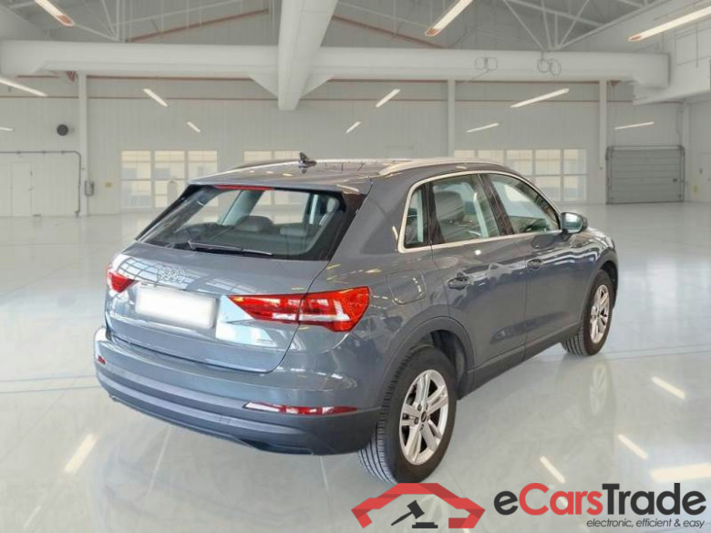 AUDI Q3 / 2018 / 5P / SUV 40 TDI QUATTRO S TRONIC BUSINESS #2