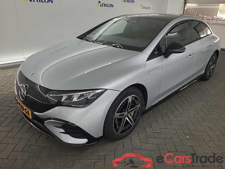 MERCEDES-BENZ EQE 300 AMG Line auto 4D 180kW Athlon Edition