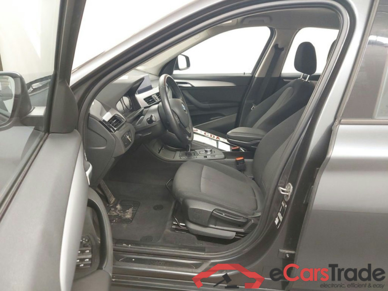 BMW X1 sDrive16dA (85 kW) 5d #3