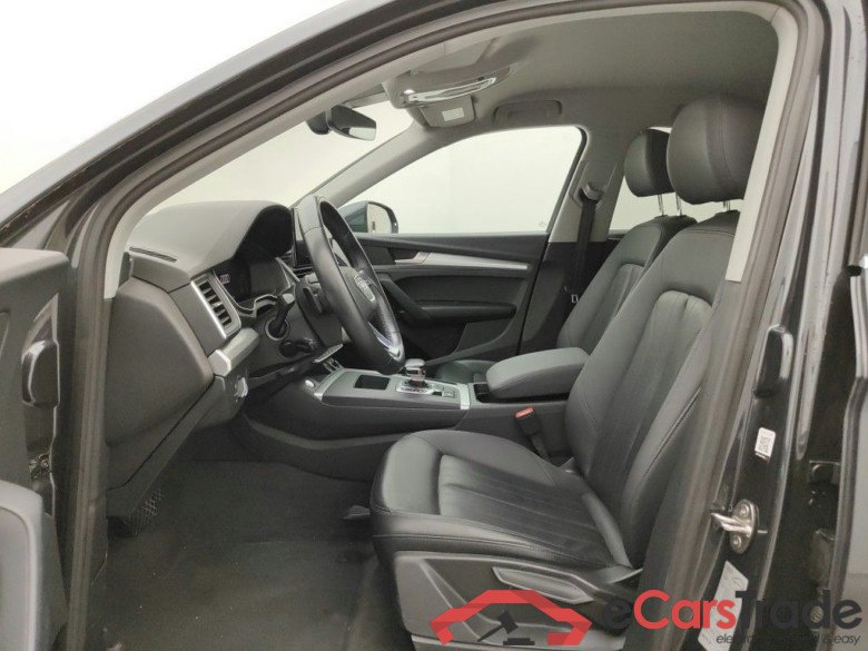 Audi Q5 Business Edition 30 TDI S tronic 5d #3