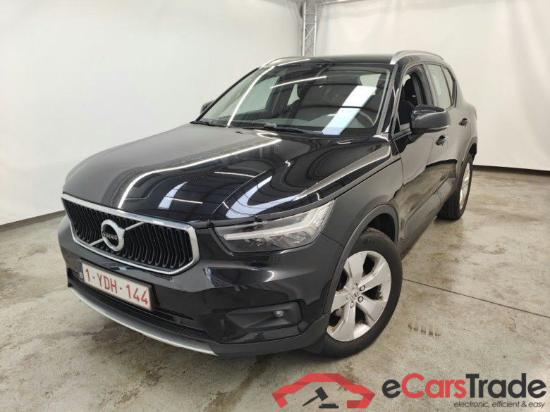 Volvo XC40 T2 Momentum Pro 5d