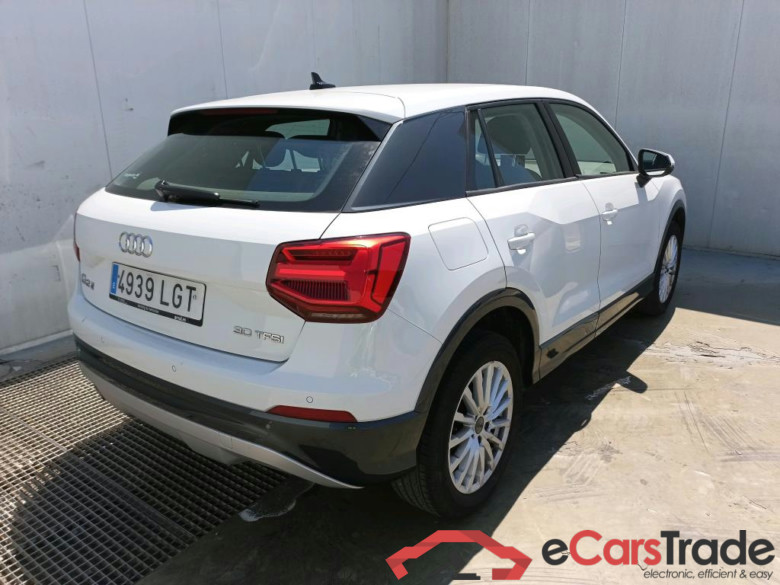 AUDI Q2 / 2016 / 5P / todoterreno Design 30 TFSI 85kW (116CV) (AC) #2