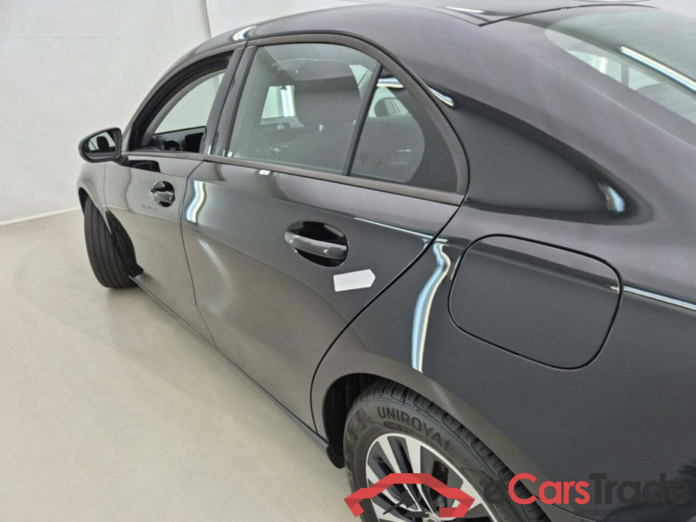 MERCEDES-BENZ A-KLASSE LIMOUSINE 2.0 180 D STYLE #6