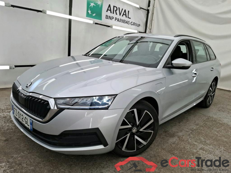 SKODA Octavia Combi / 2020 / 5P / Break 1.4 TSI PHEV iV 204 DSG6e Business #1