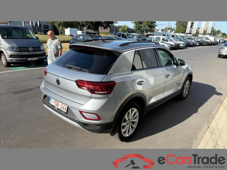 VOLKSWAGEN T-Roc 1.5 TSI Life Business DSG #4