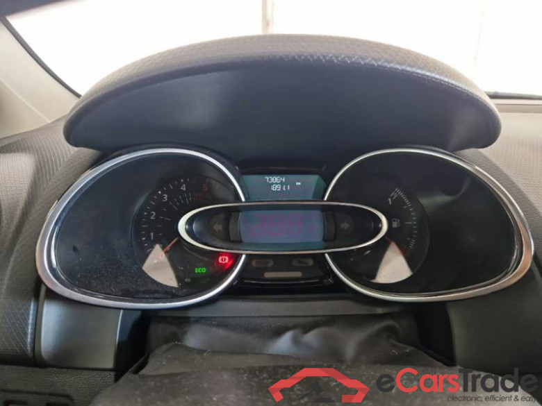 RENAULT CLIO SPORTER / 2016 / 5P / STATION WAGON 1.5 DCI 90CV MOSCHINO INTENS (AUTOCARRO) #4