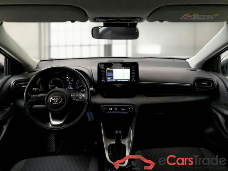 TOYOTA YARIS / 2020 / 5P / BERLINA HYBRID BUSINESS MY20 #3