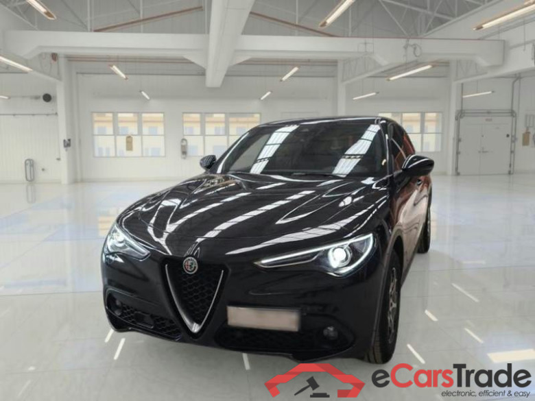 ALFA ROMEO STELVIO / 2017 / 5P / SUV 2.2 TD 190 CV SUPER BUSINESS AT8 Q4