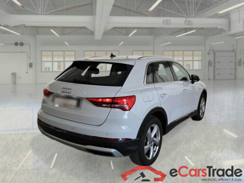 AUDI Q3 / 2018 / 5P / SUV 35 TDI S TRONIC BUSINESS ADVANCED #2