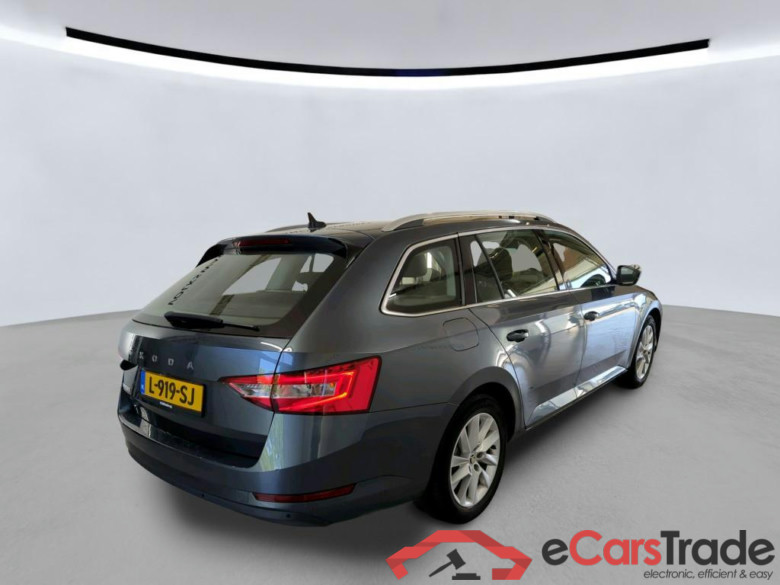 SKODA Superb Combi 110 kW #5