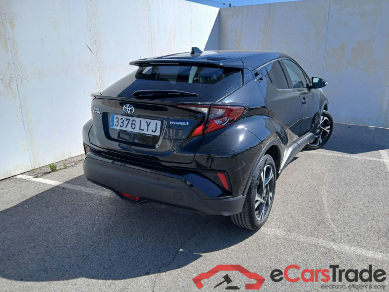TOYOTA C-HR / 2019 / 5P / todoterreno 1.8 125H Advance #2