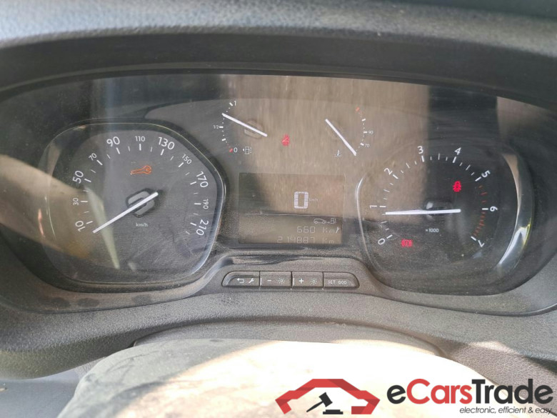 OPEL Vivaro / 2019 / 4P / furgón 2.0 D 88kW (120CV) L Inc Express M.P. DC #4