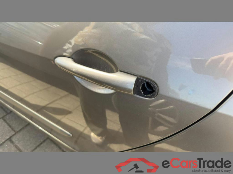 RENAULT Grand Modus 1.2i Expression #6