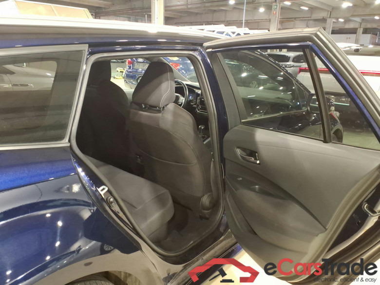 TOYOTA Corolla 1.8 HEV DYNAMIC E-CVT #5