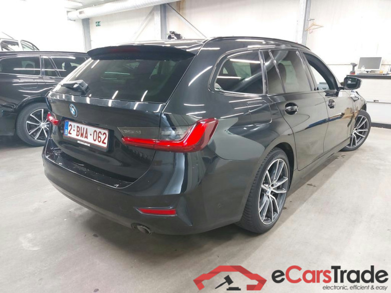 BMW - BMW 3 TOURING 320e 204PK Sport Pack Business Plus & Comfort With Vernasca Leather & Driving Assistant & Parking Assistant Pack Plus * HYBRID * #2