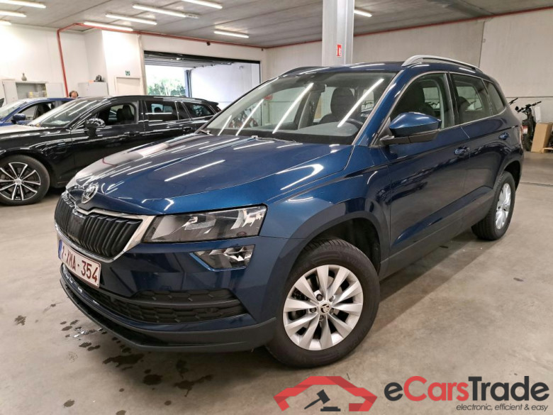 SKODA - SKO KAROQ CRTDI 115PK DSG7 Ambition & GPS & Comfort & Heated Front & ACC & Rear Seats & Pano Roof #1