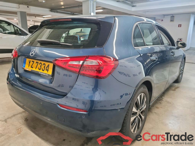 Mercedes A 180 KeylessGo Camera Klima PDC ... #2