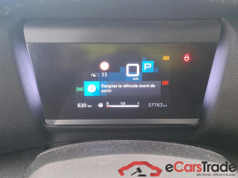 CITROEN C4 X / 2022 / 4P / Berline PureTech 130 S&S EAT8 Feel Pack #6