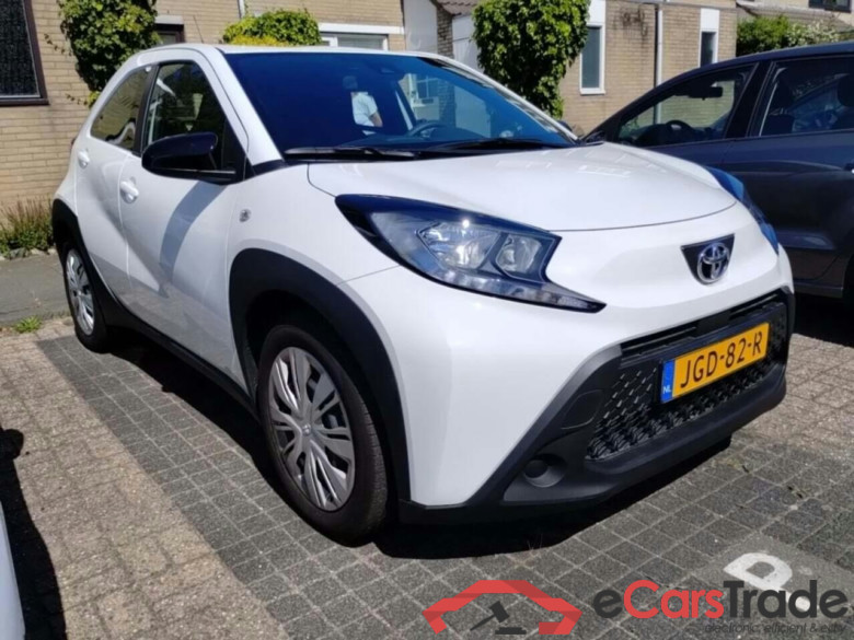 TOYOTA Aygo X 1.0 VVT-i MT Play #2