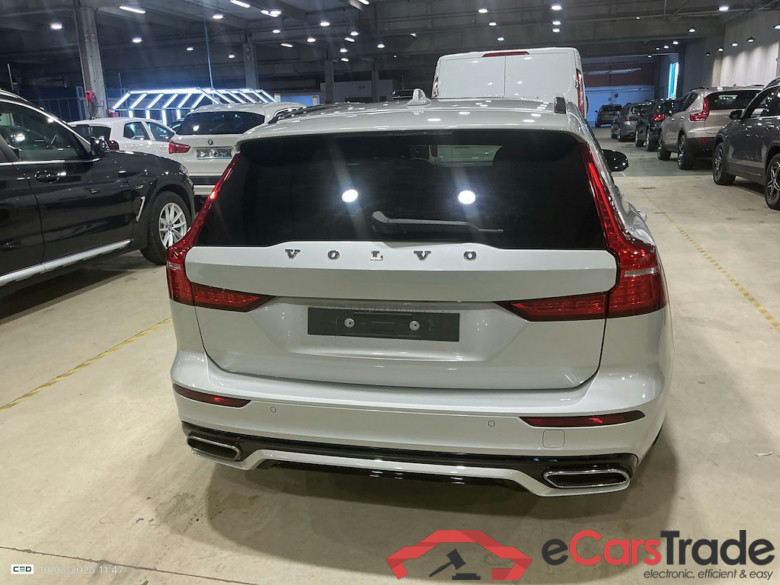 VOLVO V60 2.0 T6 PHEV R-DESIGN AUTO 4WD #5