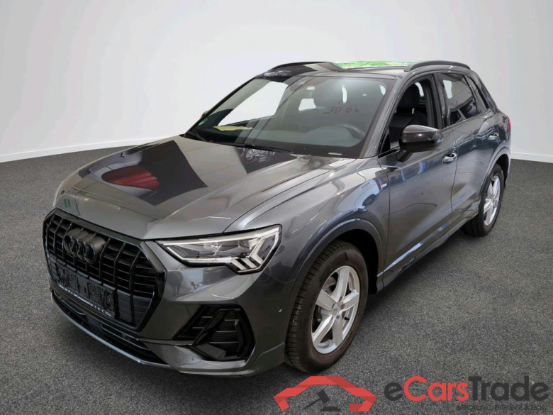 AUDI Q3 Diesel 35 TDI S tronic S line 5d 110kW #1