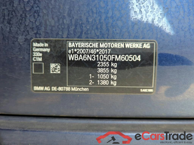3 Touring 330 e Sport Line 2.0 185KW AT8 E6d #4