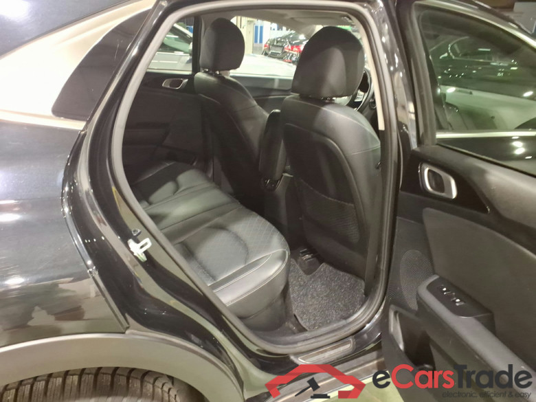 KIA XCEED 1.6 GDI PHEV DCT BUSINESS LINE #5