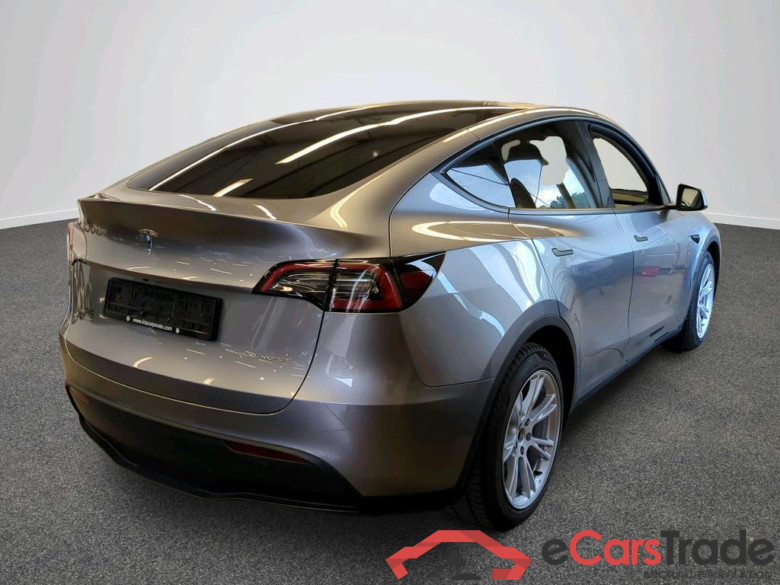 TESLA Model Y Long Range Dual Motor AWD 5d 378kW #4