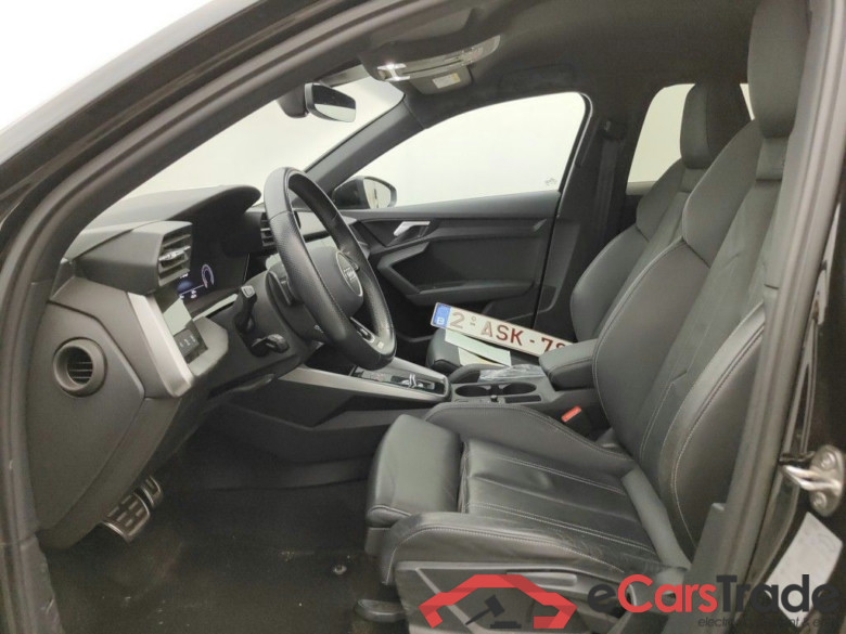 Audi A3 Berline 2.0 TDi 30 85kW S tronic S line Bus. Ed 4d #3