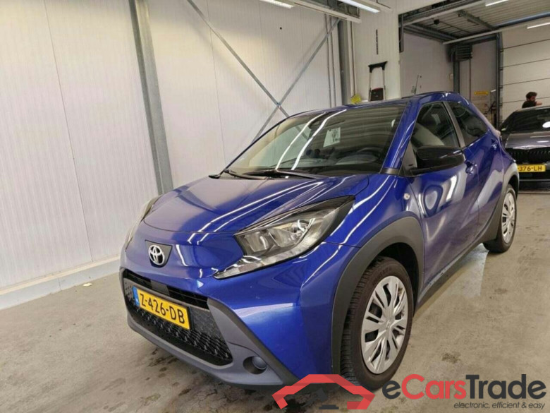 TOYOTA Aygo X 1.0 VVT-i MT Play
