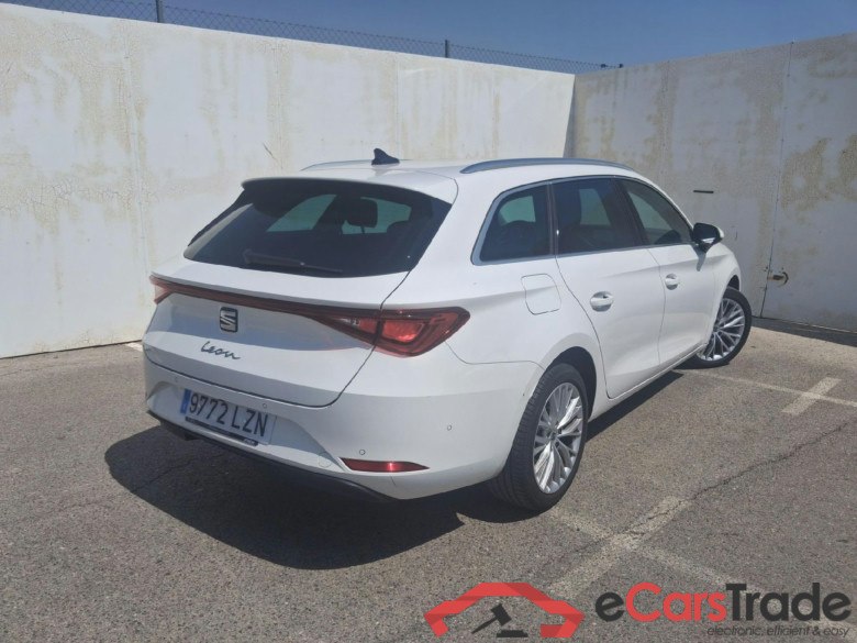 SEAT Nuevo León / 2020 / 5P / familiar SP 1.5 eTSI 110kW DSG S&S Xcellence Go L #2