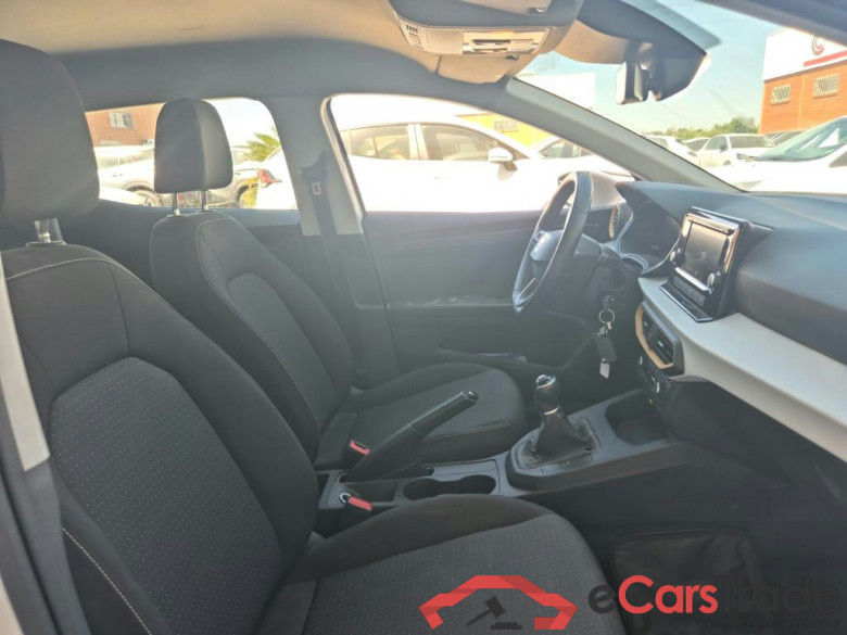 SEAT Ibiza / 2017 / 5P / berlina con portón 1.0 TSI 81kW (110CV) Style XL(SP) #6